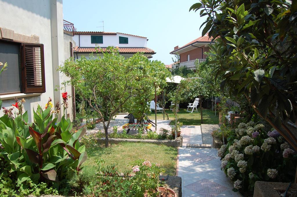 B&B Villa Francesca Soverato Marina Exteriér fotografie
