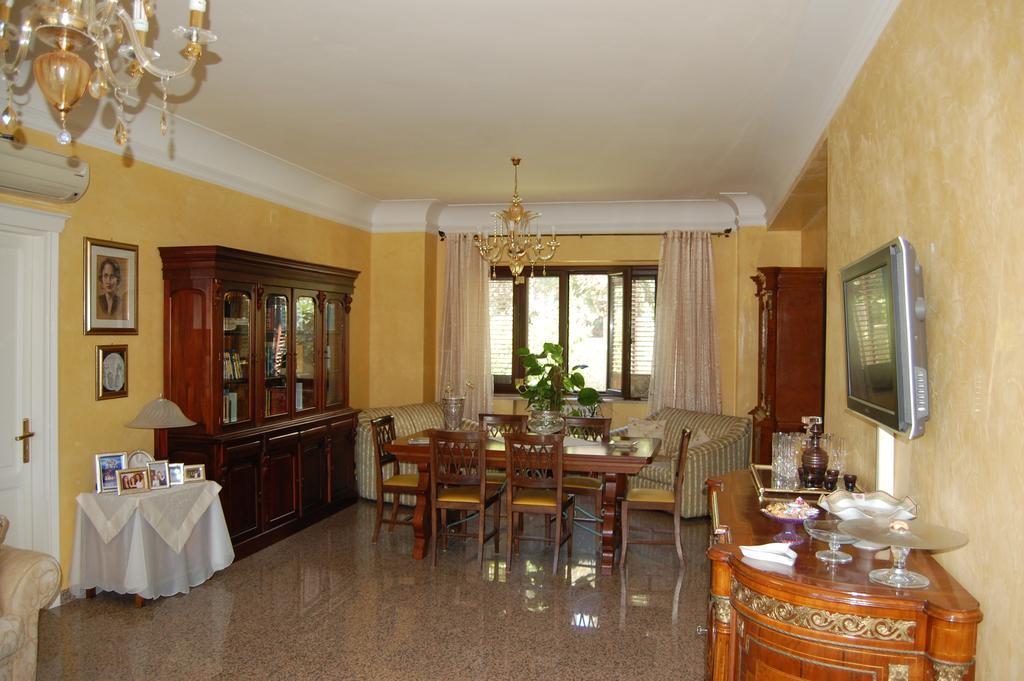 B&B Villa Francesca Soverato Marina Pokoj fotografie
