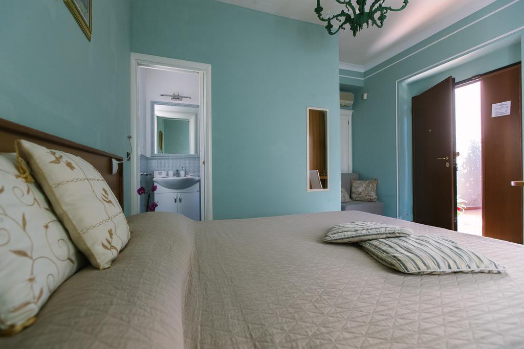 B&B Villa Francesca Soverato Marina Exteriér fotografie